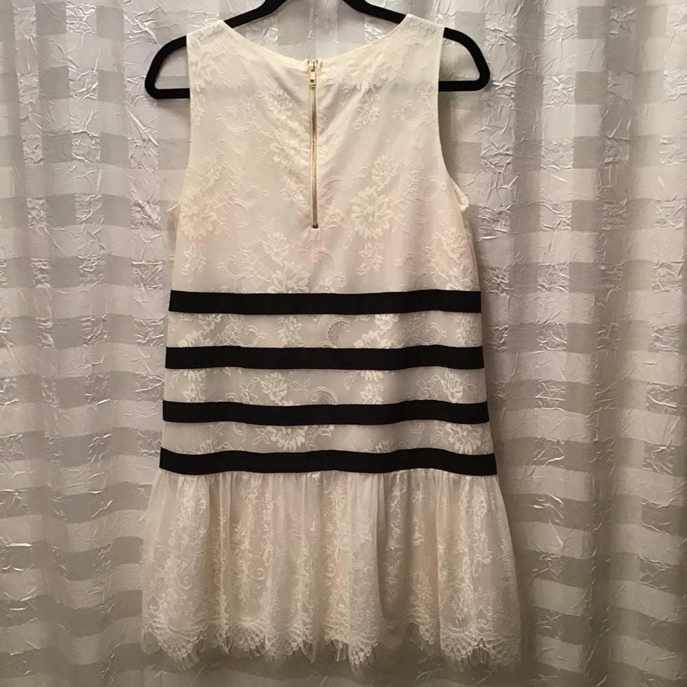 4/$25 Forever 21 Lace Sheath Dress, Size M - Picture 2 of 8